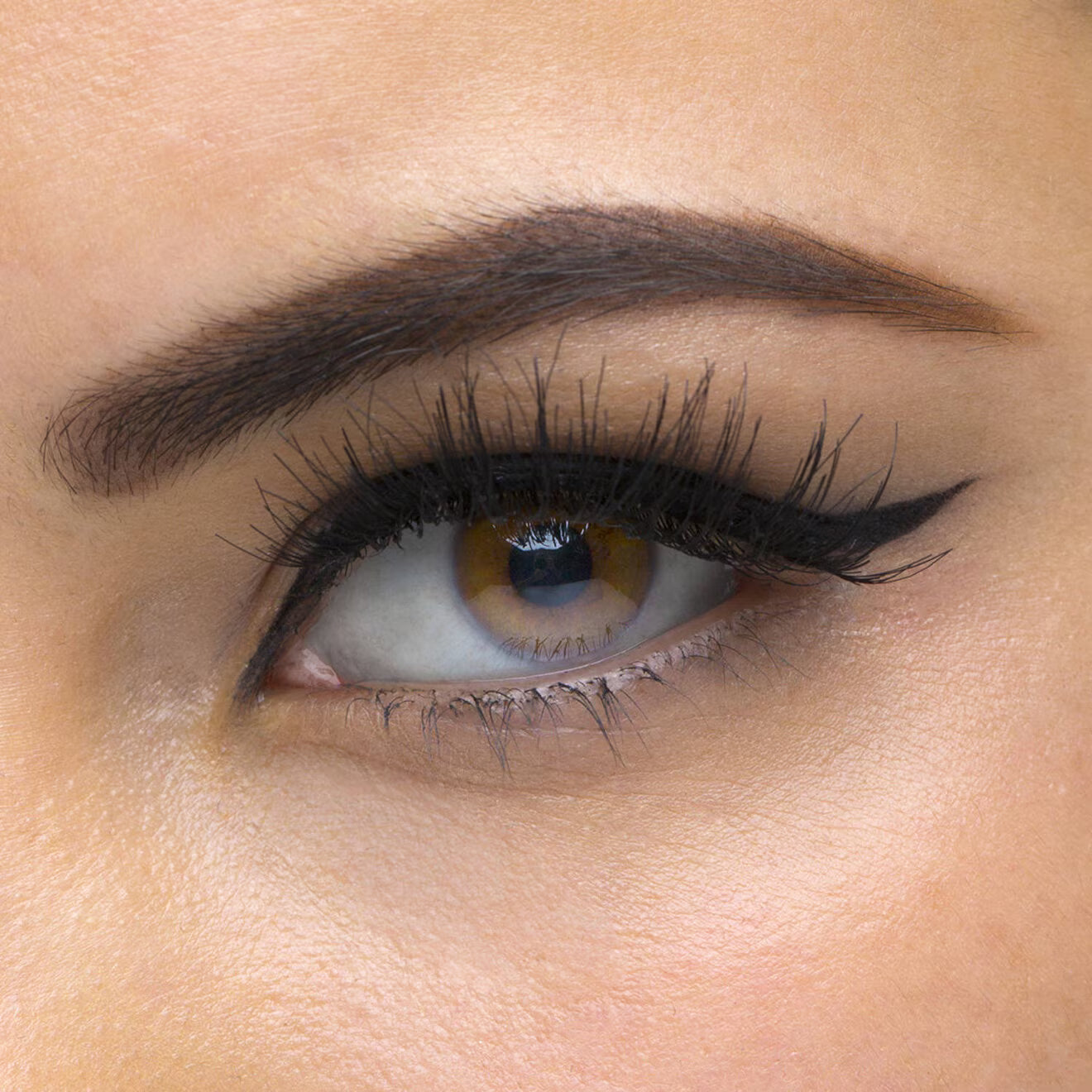 Huda Beauty Classic False Lash Giselle