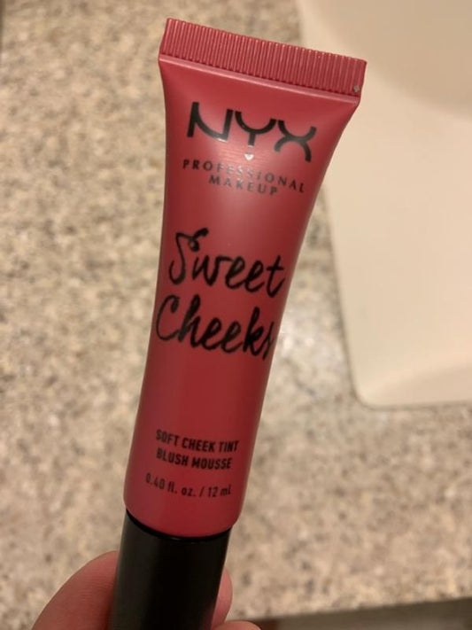 Nyx Sweet Cheeks Blush Coralicious