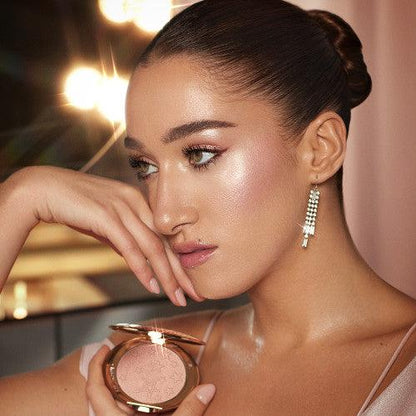Charlotte Tilbury Glow Glide Face Architect Highlighter Pillow Talk Glow