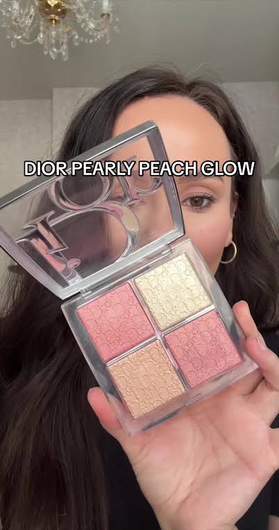 DIOR Backstage Glow Maximizer Face Palette 003 Pearly Peach Glow