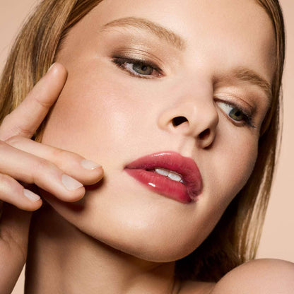 fenty beauty gloss bomb heat in hot cherry