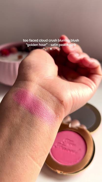 Too Faced Cloud Crush Blurring Blush