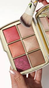 Hourglass Ambient Lighting Edit Unlocked Palette Swan