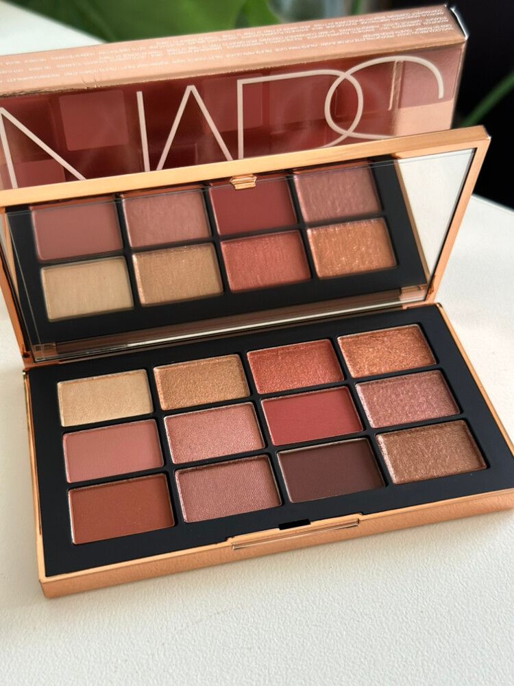 NARS Afterglow Irresistible Eyeshadow Palette