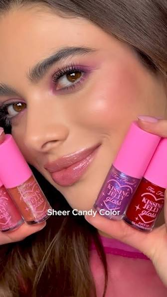 Too Faced Kissing Jelly Non Sticky Lip Oil Gloss