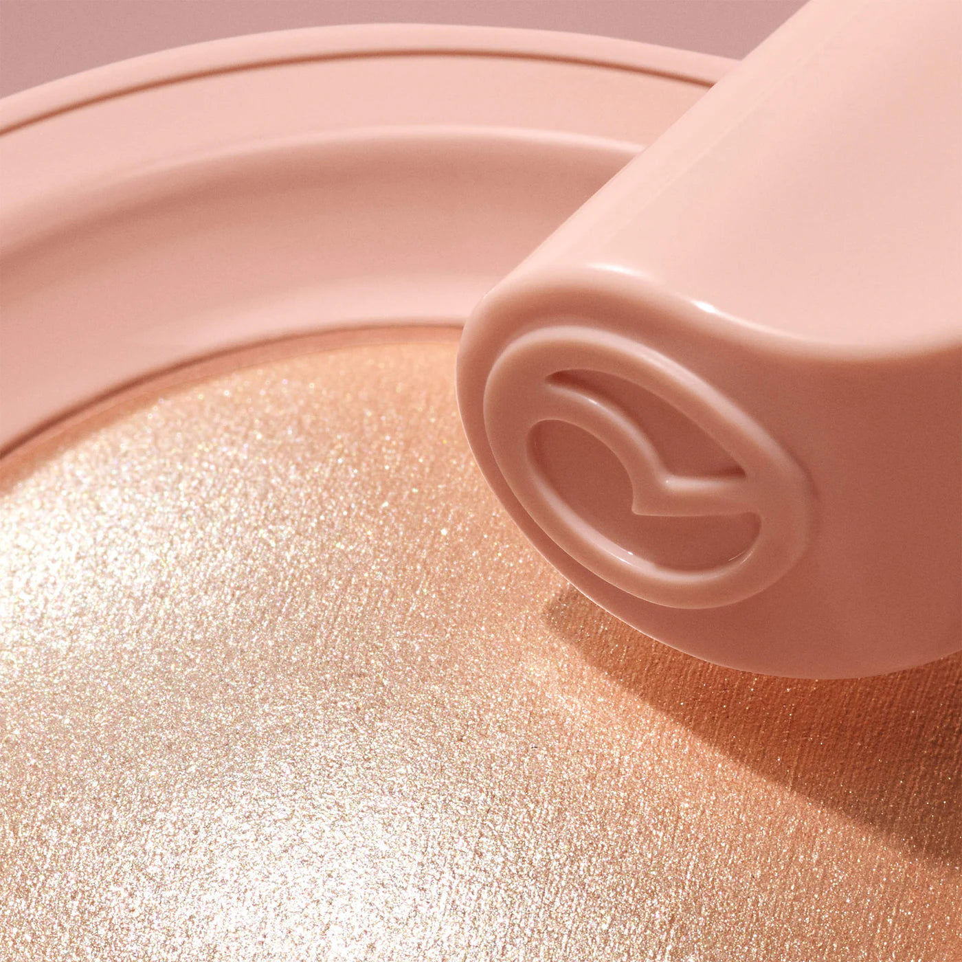 rare beauty highlighter